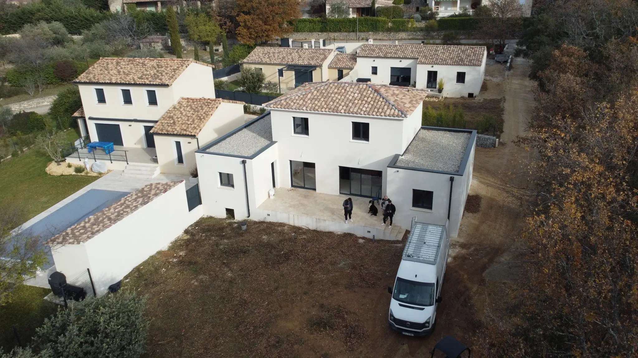 Maison neuve terminée à Venasque réalisée par BatiPro Construction